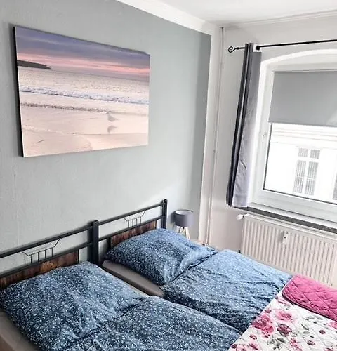 Apartment Mit Gartenzugang